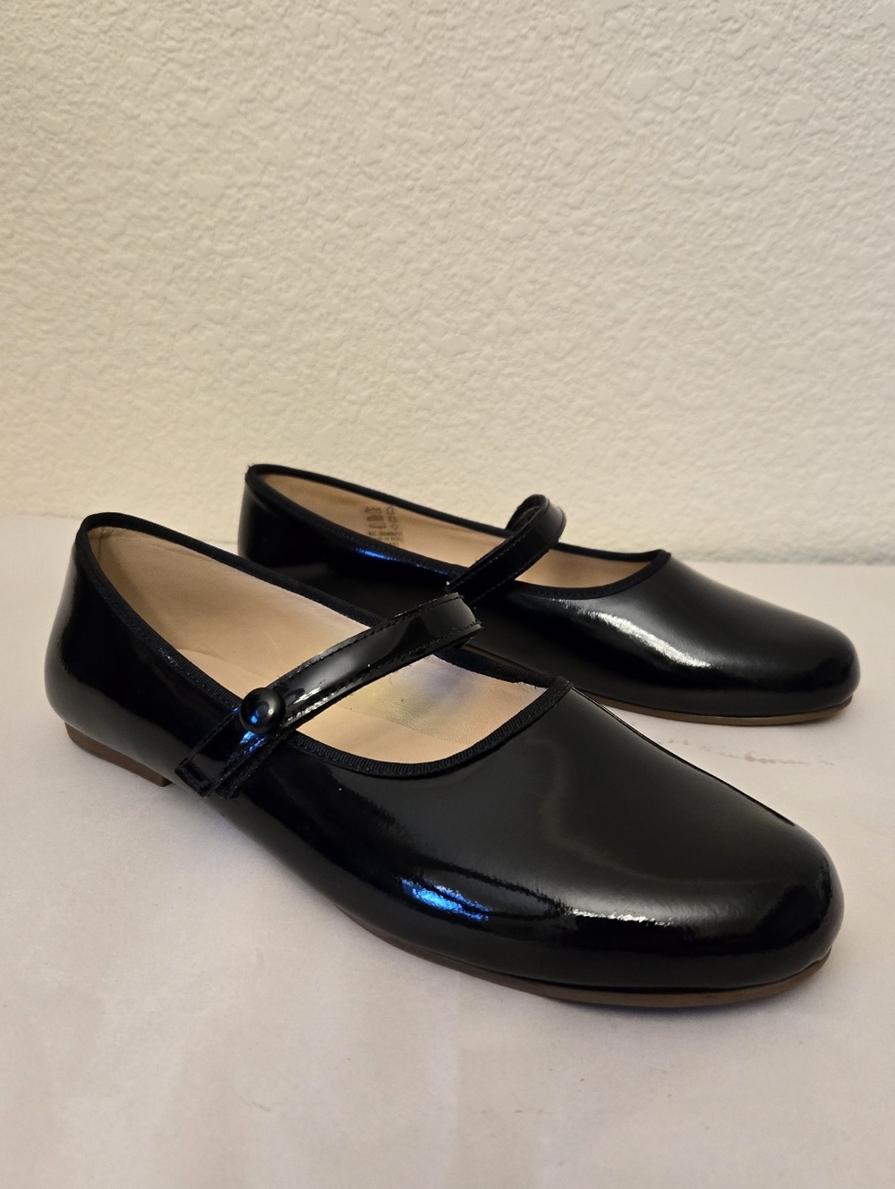 Elephantito Womens Sz 6 Patent Leather Mary Janes Adj. Strap Wedding Church